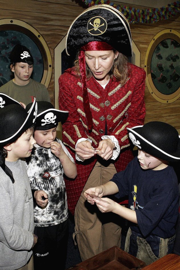 Im INDOO Spielwerk sind die Piraten los. Der Erlebnispark steht ganz im Zeichen des Themas Abenteuer Seefahrt.